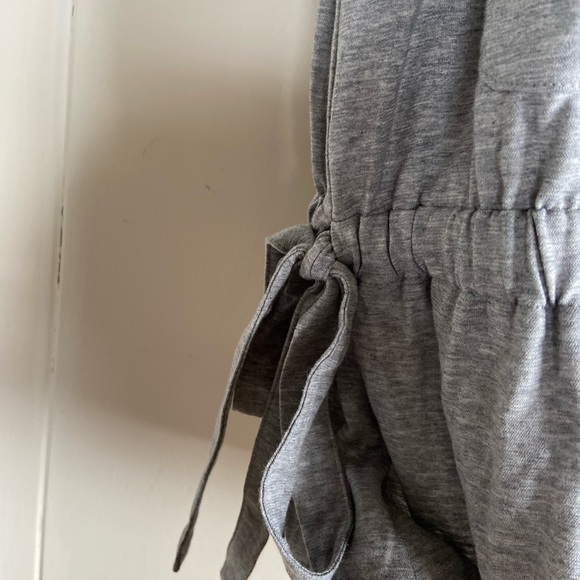 1- M. U. SPORTS Gray Embroidered Tunic Top - Picture 5 of 10